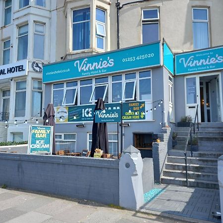 Vinnie'S Family Hotel Blackpool Exterior photo