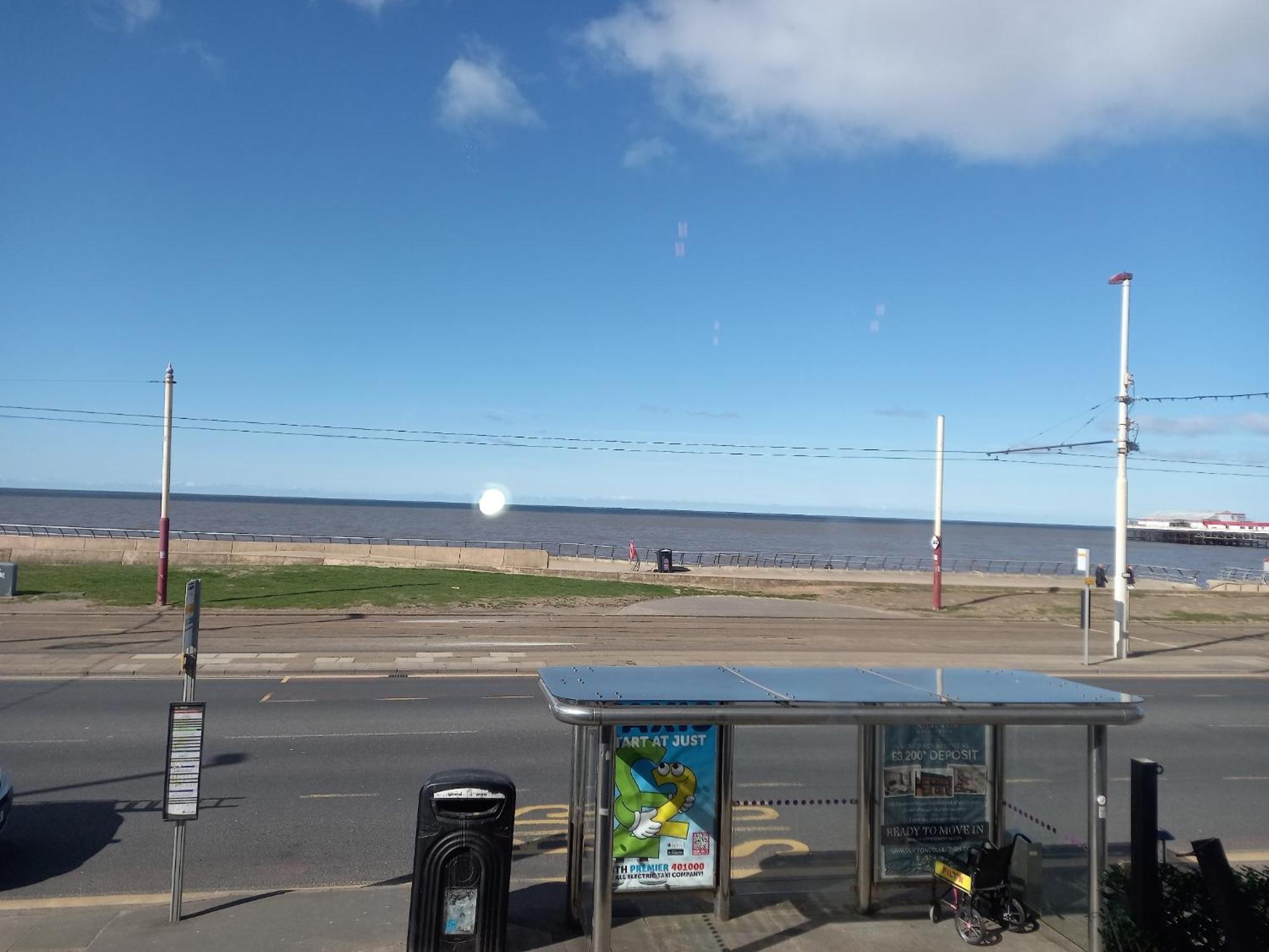 Vinnie'S Family Hotel Blackpool Exterior photo